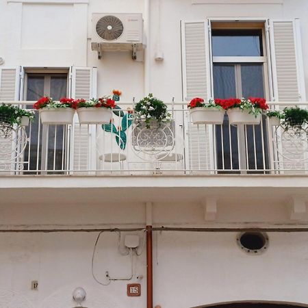 Casa Lina Lägenhet Mola di Bari Exteriör bild
