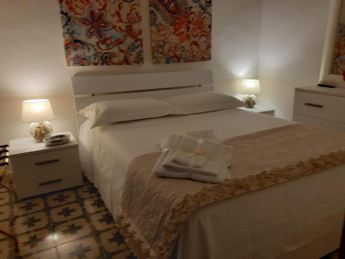 Casa Lina Lägenhet Mola di Bari Exteriör bild