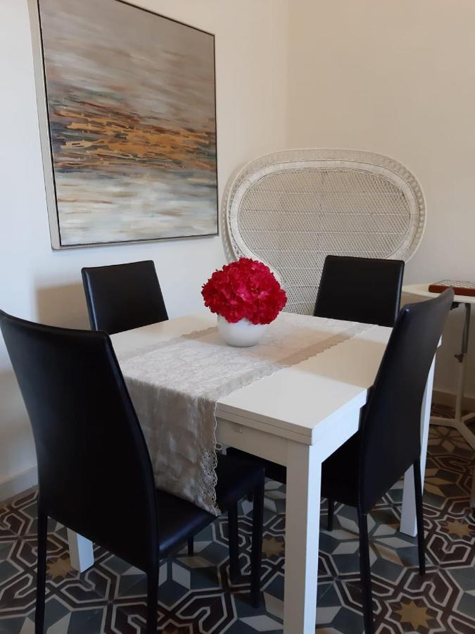Casa Lina Lägenhet Mola di Bari Exteriör bild