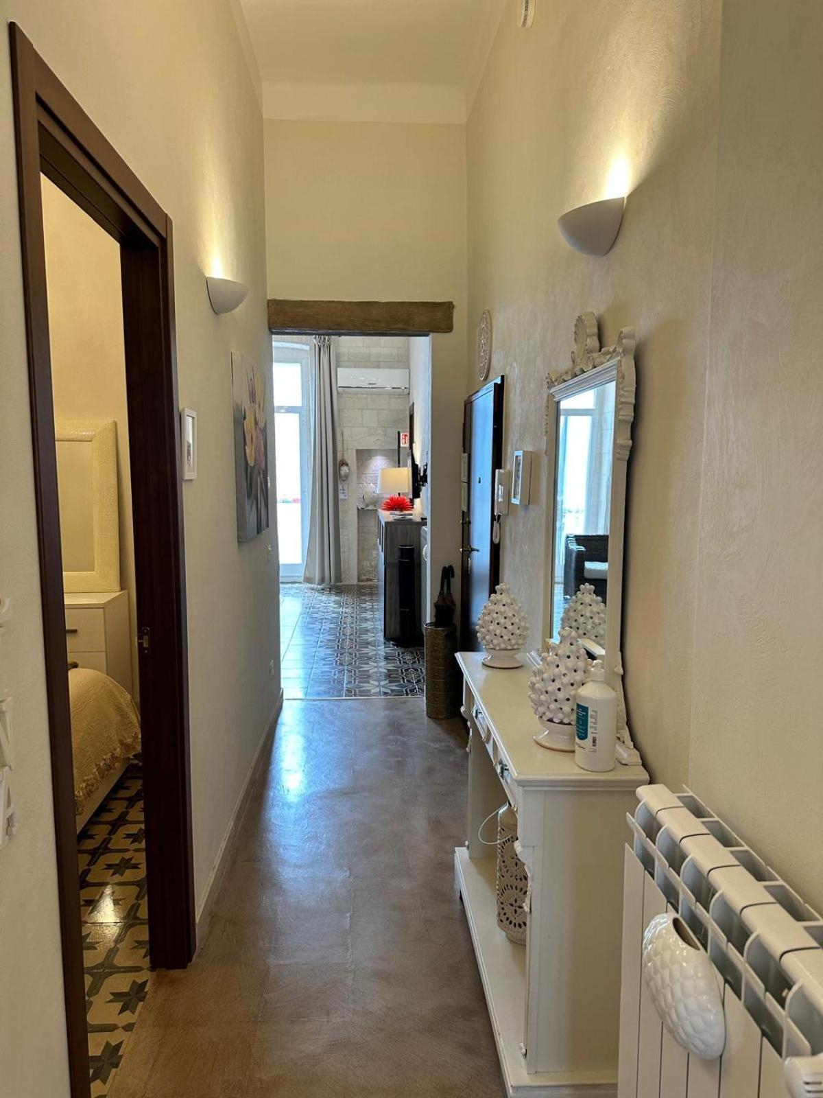 Casa Lina Lägenhet Mola di Bari Exteriör bild