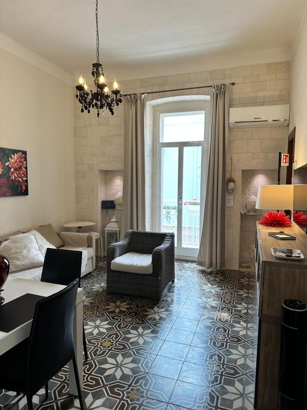 Casa Lina Lägenhet Mola di Bari Exteriör bild