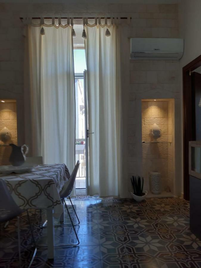 Casa Lina Lägenhet Mola di Bari Exteriör bild